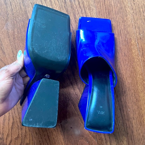 Metallic royal blue Block heel mules - Picture 2 of 4